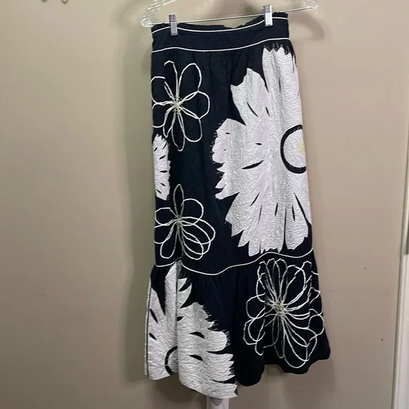 Anthropologie Maeve Embroidered & Beaded Long Skirt XS - Picture 1 of 5